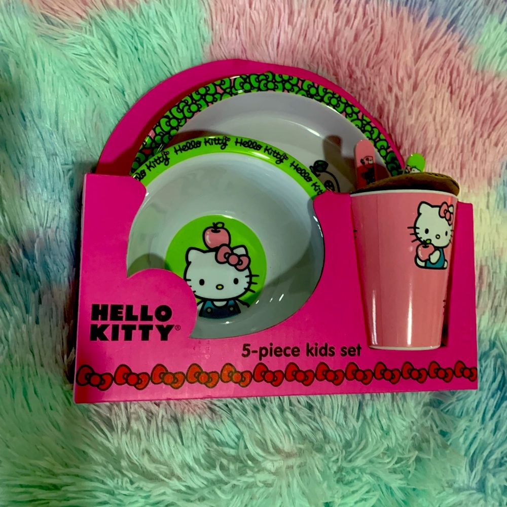 New 5 Piece Kids Set